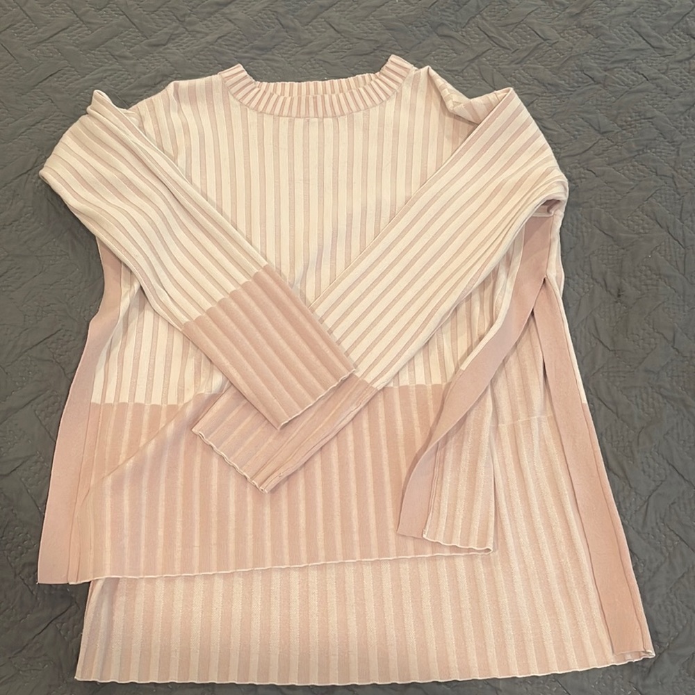 Club Monaco Side Slit Long Sleeve Shirt